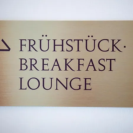 Hotel Krone By B-smart